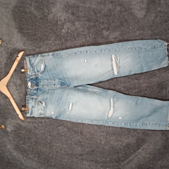 Zara Womens Busted Knees Distressed Slightly Baggie Button Fly Size 8 - Picture 2 of 11